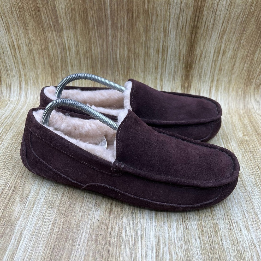 UGG Ascot Slipper Loafer Men's Size 9 Chocolate Brown Suede Wool Lined 1101110